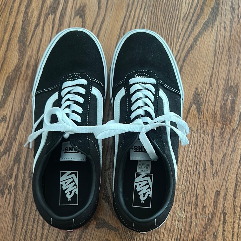 Vans Men's Black and White Sneakers Size 10